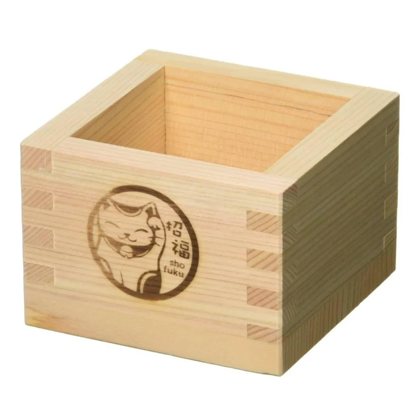 Hinoki Masu Japanese Cypress Wooden Sake Cup Maneki Neko Design