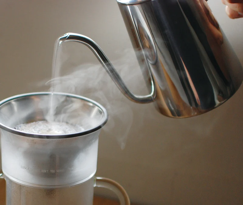SCS Stainless-steel Kettle - 900ml