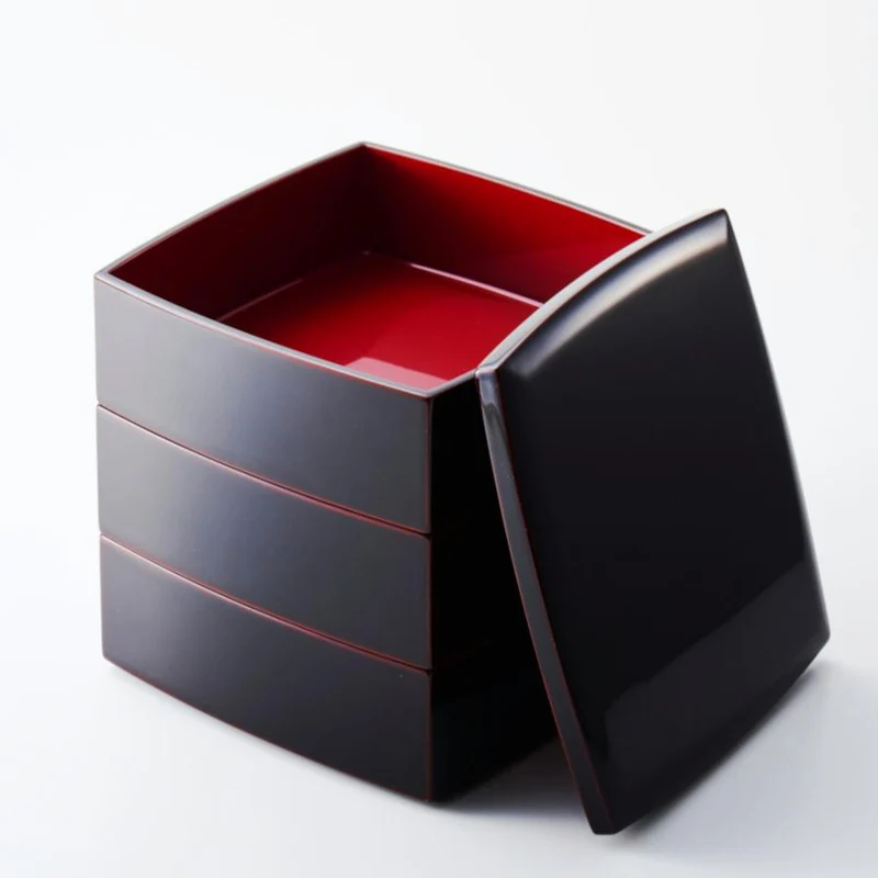 Isuke Three Tier Bento Box Traditional Lacquerware Lunch Box 18cm