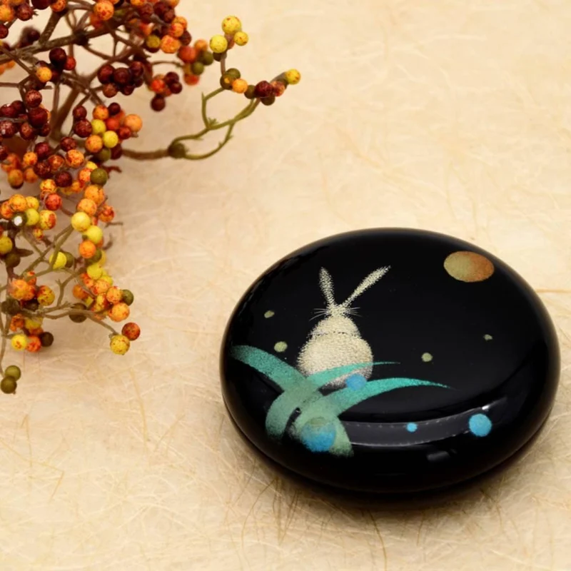 Isuke Japanese Lacquered Jewelry Case Moon & Rabbit
