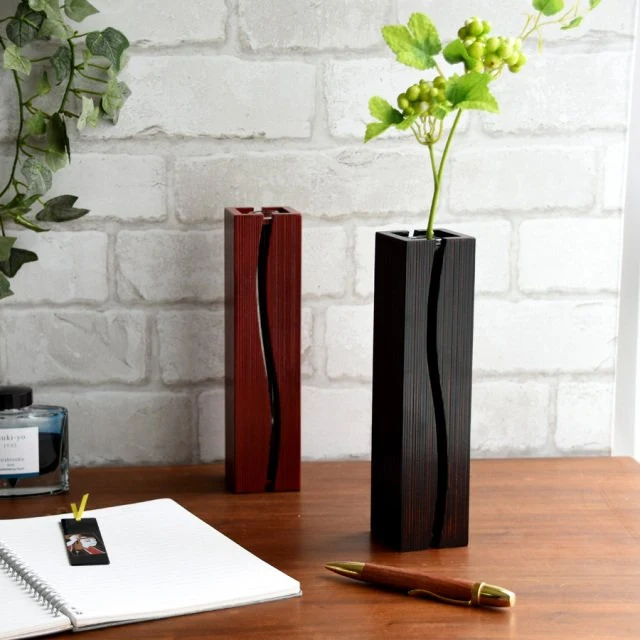 Isuke Wooden Single Flower Vase Wave Shape Dawn Home Décor