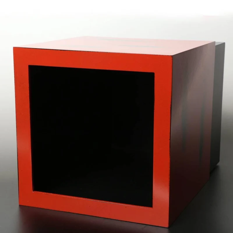 Isuke Negoro Japanese Lacquered Waste Bin Red & Black