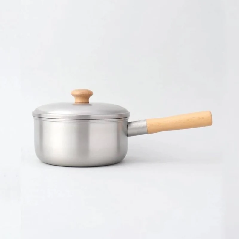 Chitose Stylish Wooden-Handle Saucepan With Lid (IH Compatible) 2.2L