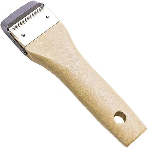 Oyanagi Kinpirakun Wooden Japanese Vegetable Julienne Peeler