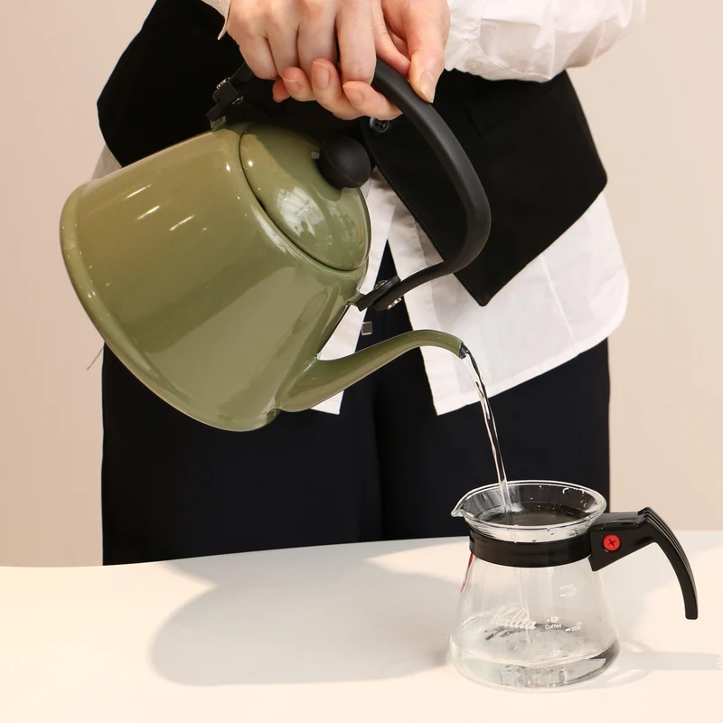 Noda Horo Drip Kettle II Japanese Enamel Gooseneck Kettle Olive 2L