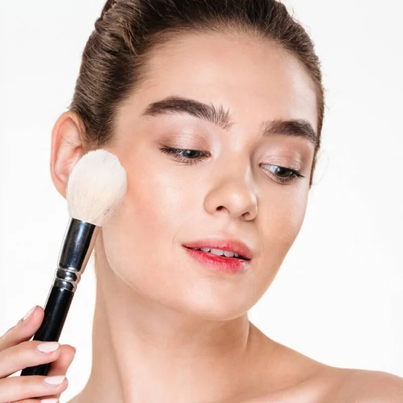 Hakuhodo Japanese Makeup Brush for Cheek Makeup J110