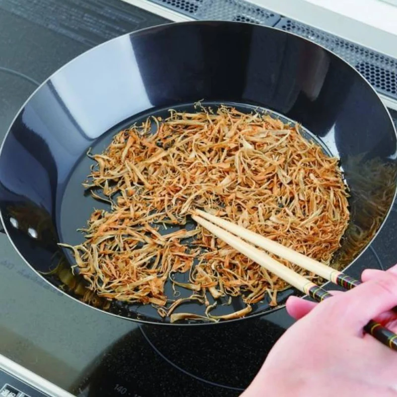 Summit Tetsunaberyu Japanese Iron Pan Even Heat Retention