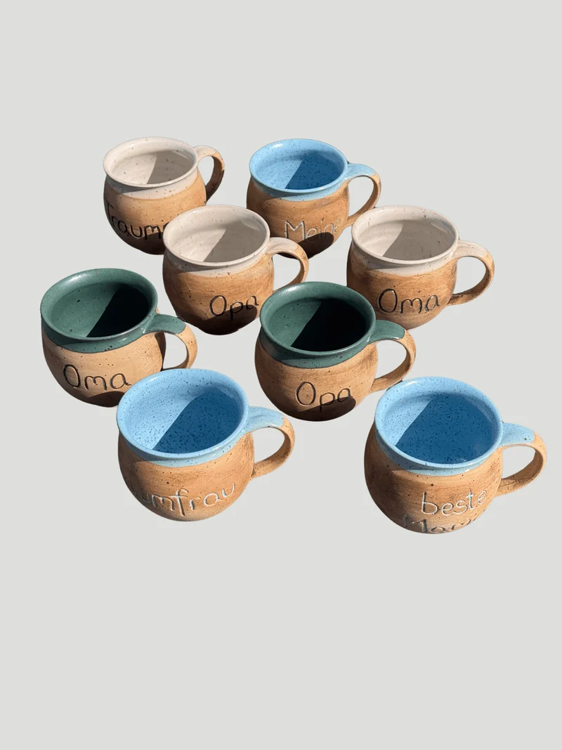 Handgedrehte Keramiktasse mit Aufschrift 350 ml