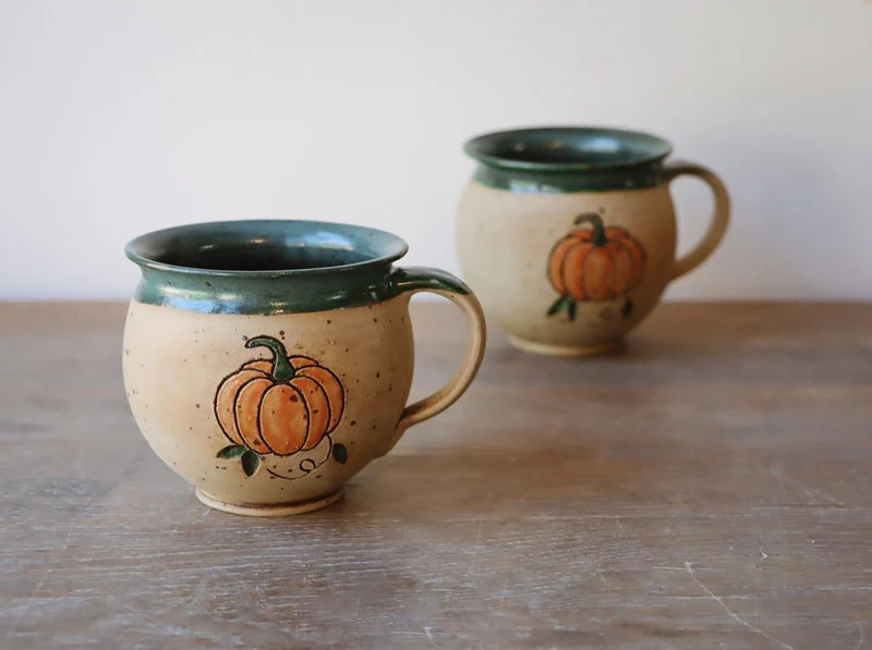 Keramik Tasse Kürbismotiv Handmade