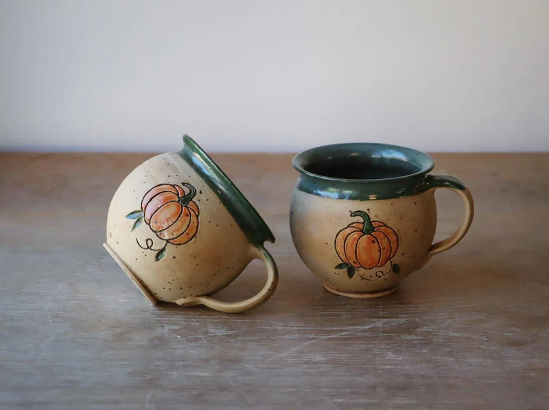 Keramik Tasse Kürbismotiv Handmade