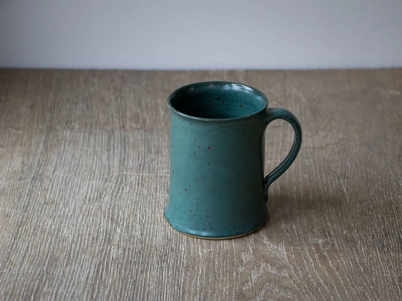 Handgemachte Keramik Tasse gerade