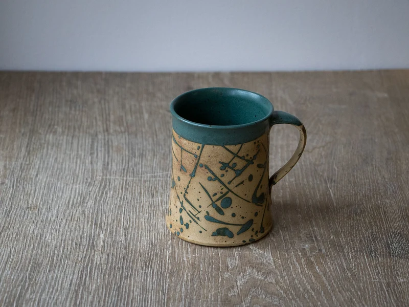 Handgemachte Keramik Tasse gerade