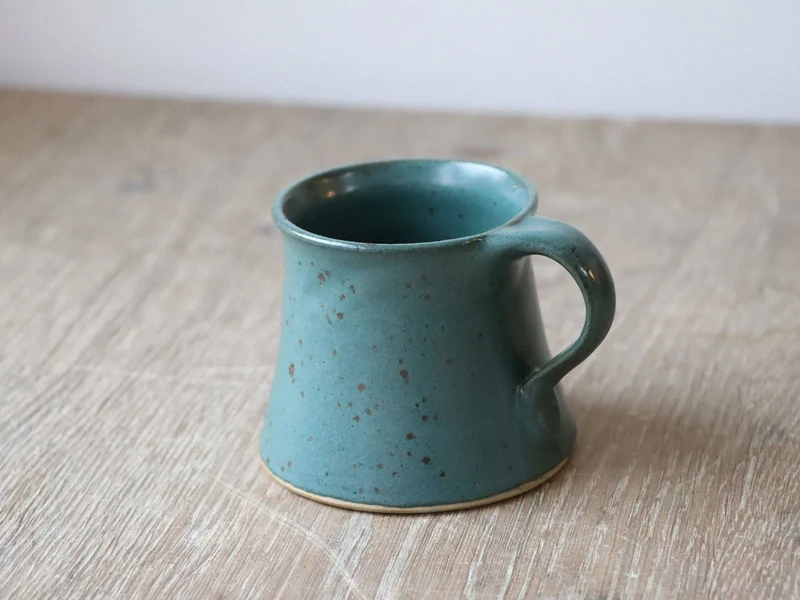 Handgemachte Keramik Tasse gerade