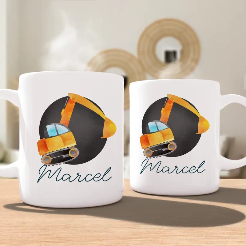 Personalisierte Kindertasse mit Bagger und Namen