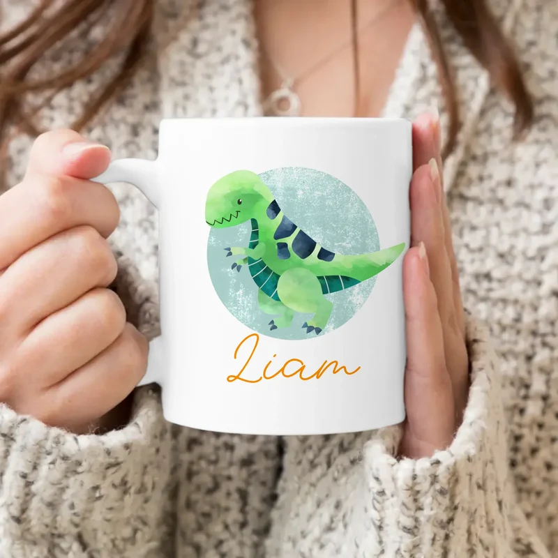 Personalisierte Kindertasse mit Dino und Namen