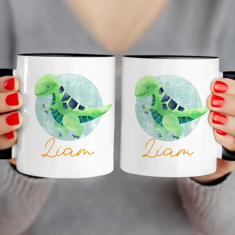 Personalisierte Kindertasse mit Dino und Namen