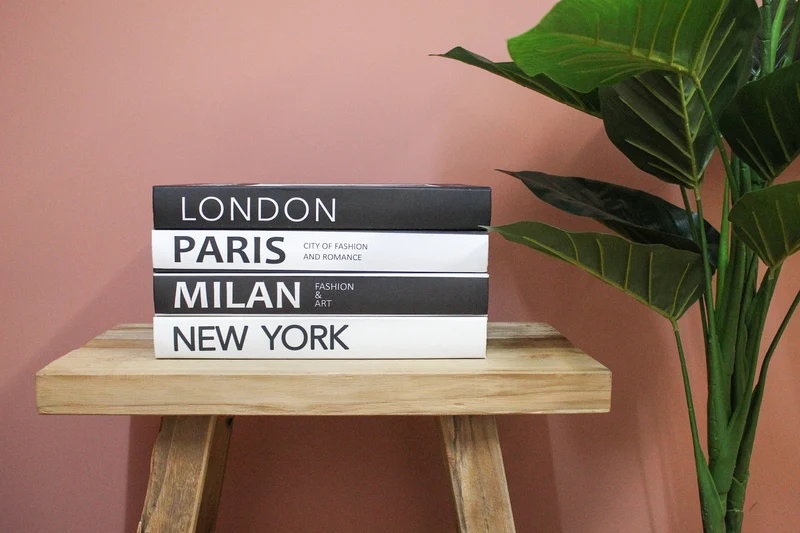 Books City's 30x21x7cm 4 assortie