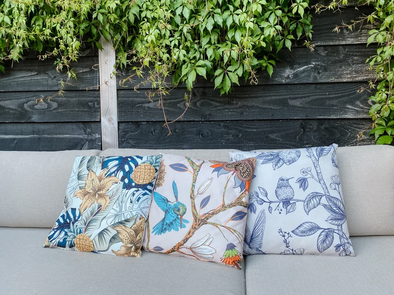 OUTDOOR-KISSEN STILLLEBEN MIT BLUMEN 45X45CM