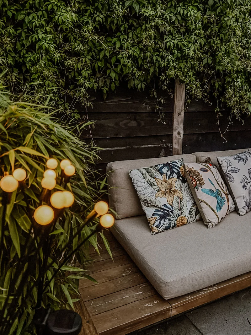 OUTDOOR-KISSEN STILLLEBEN MIT BLUMEN 45X45CM