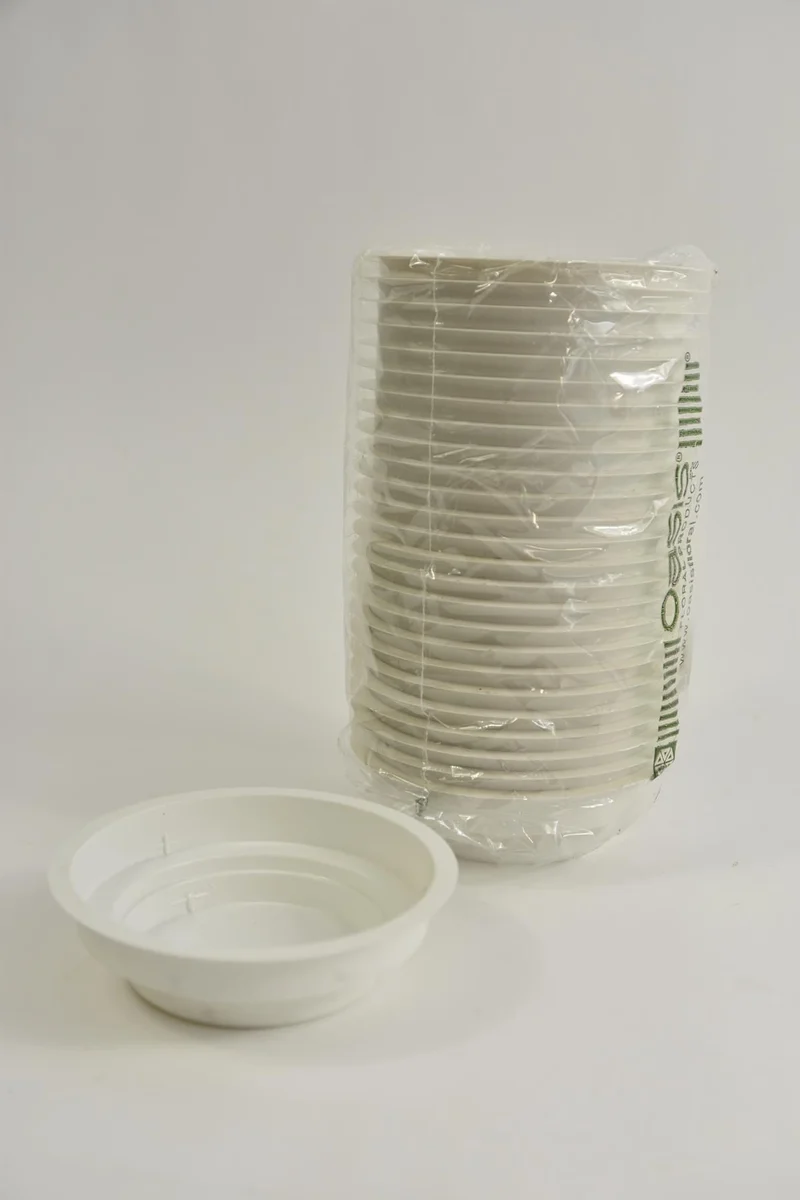 25 Junior-Schüsseln mit Oase Ø12cm.