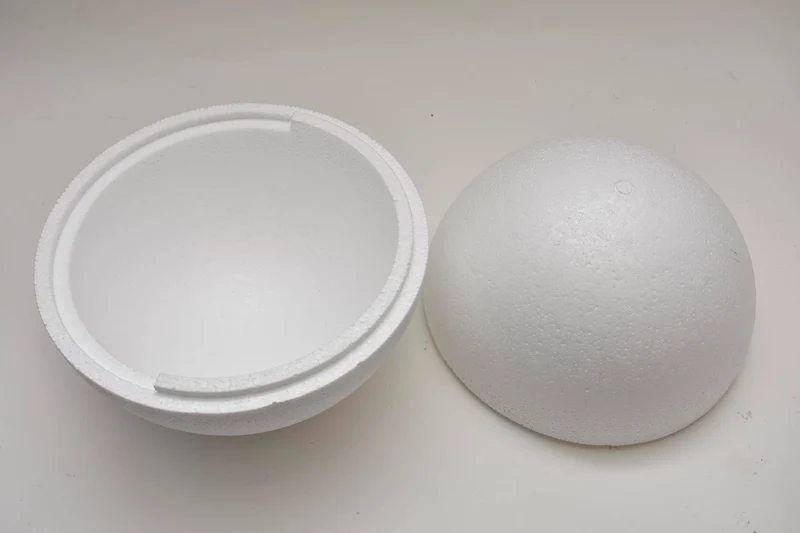 Kugel Ø 25 cm dickes Styropor