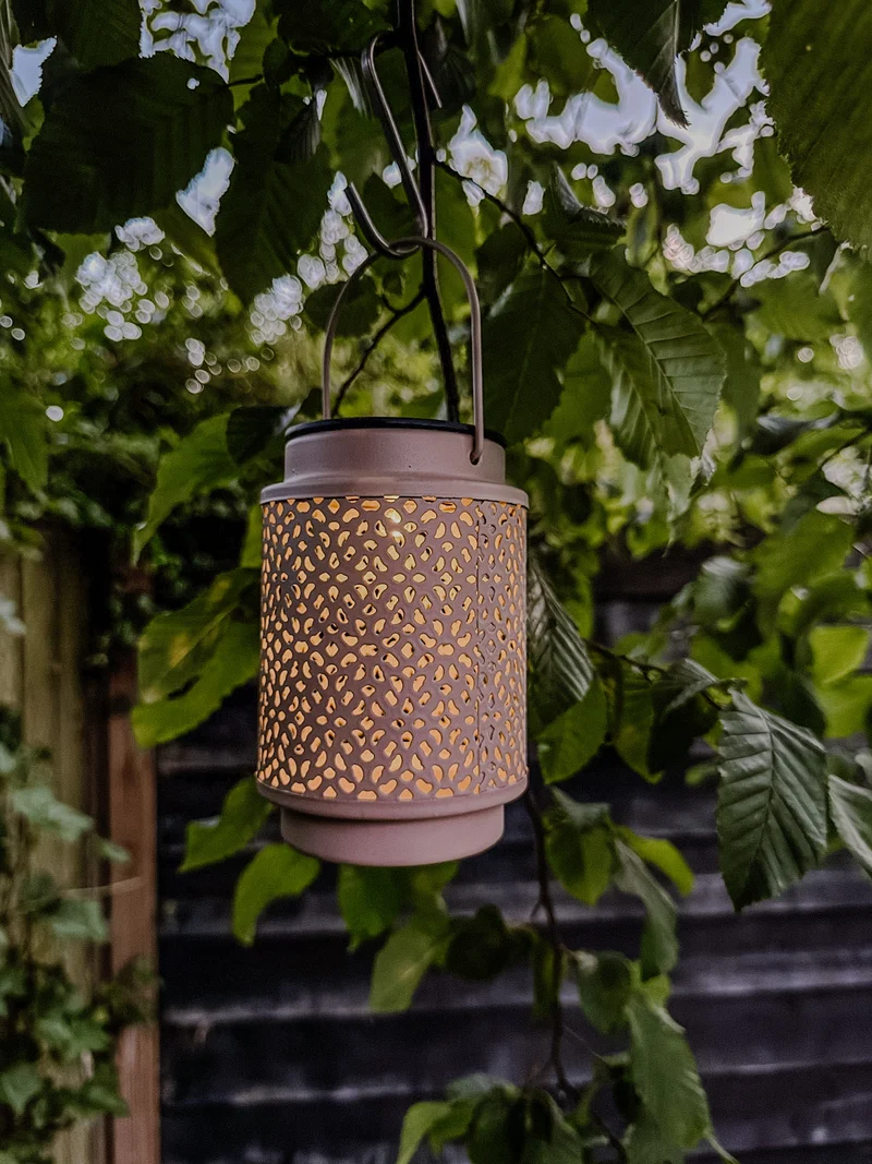 Solar-Laterne 1 LED Metall 8,5x8,5x12cm Weiß
