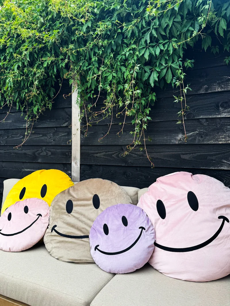 Kissen rund Smiley Polyester 58x58x8cm Rosa