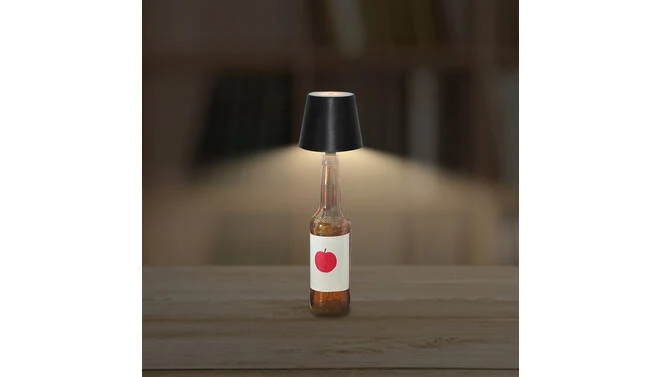 FLASCHENLAMPE 10X8CM SCHWARZ USB AUFLADBAR/ DIMMBAR