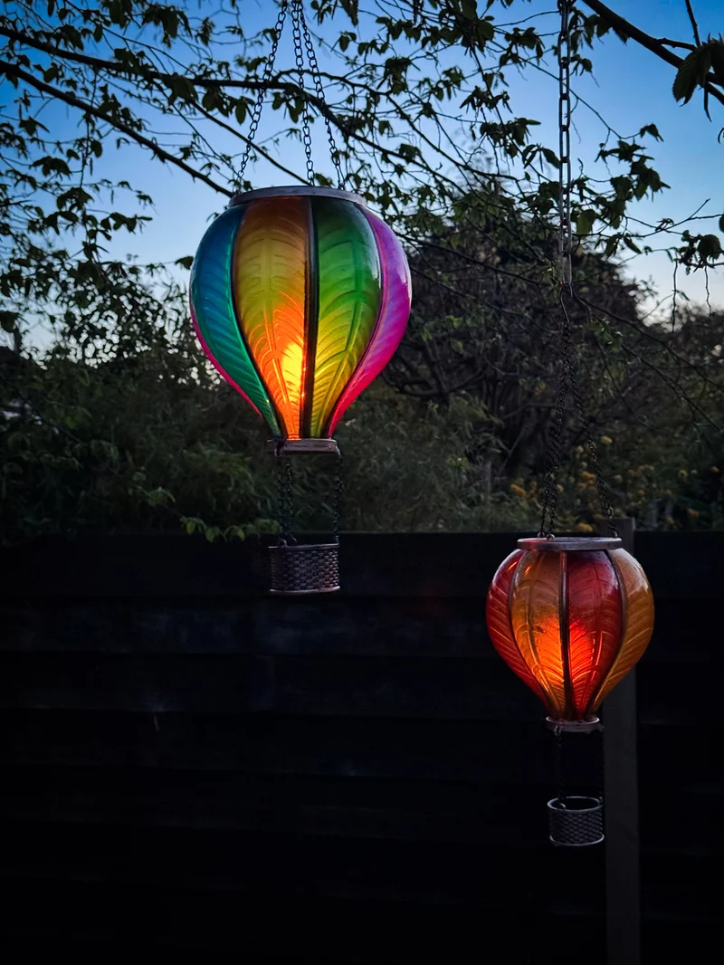 SOLAR HEISSLUFTBALLON 24LED MIT FLAMMENEFFEKT 20X62CM MULTI