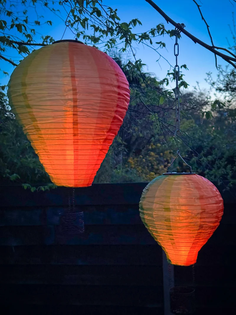 SOLAR-LUFTBALLON NYLON 20LED MIT FLAMMENEFFEKT 20X42CM MULTI