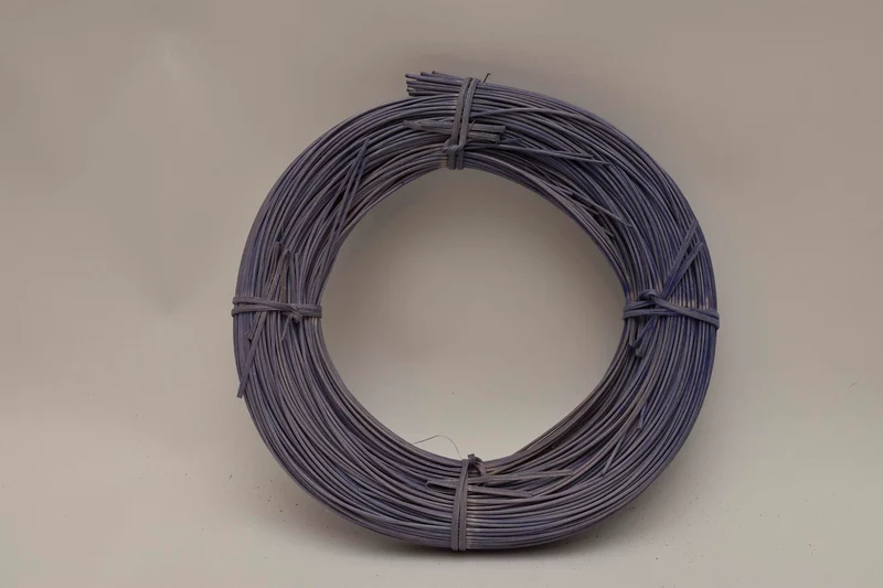 Peddigrohr (ca. 200g) Flieder