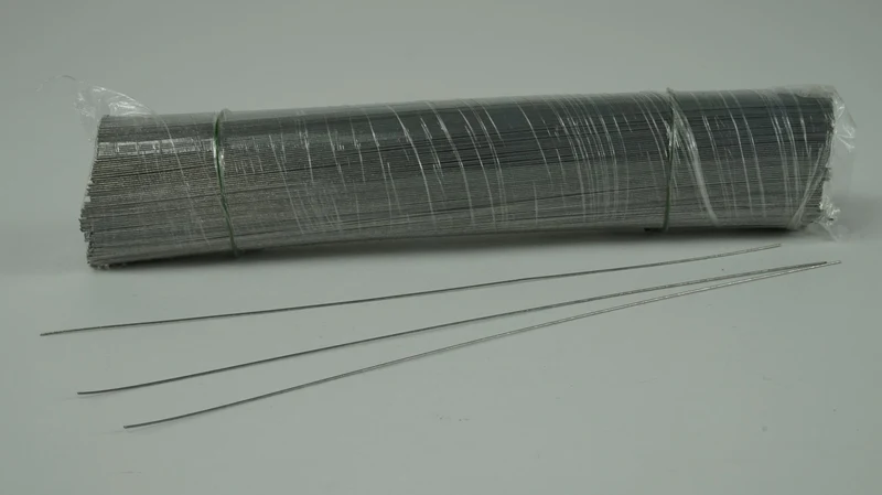 Silberfarbener Corsagendraht 1 kg 18 cm